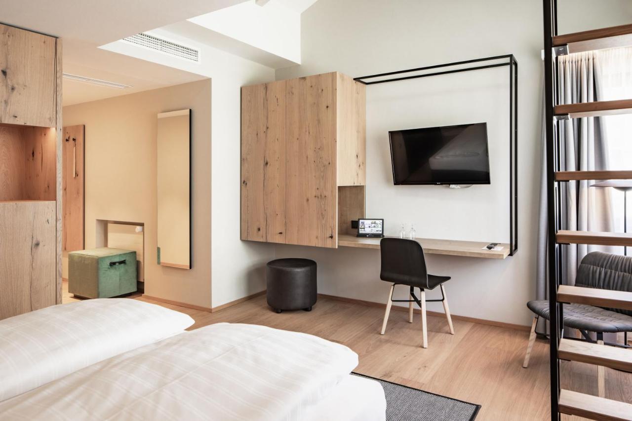 Stadthotel Goldenes Schiff บาดอิสชิล ภายนอก รูปภาพ