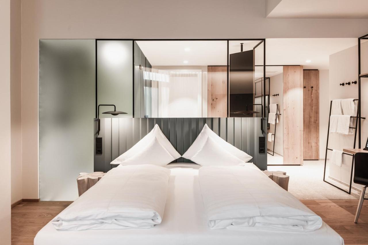 Stadthotel Goldenes Schiff บาดอิสชิล ภายนอก รูปภาพ