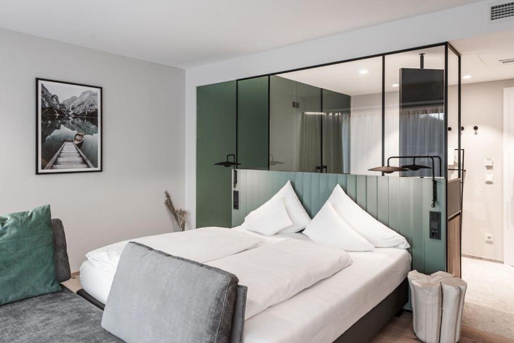Stadthotel Goldenes Schiff บาดอิสชิล ภายนอก รูปภาพ