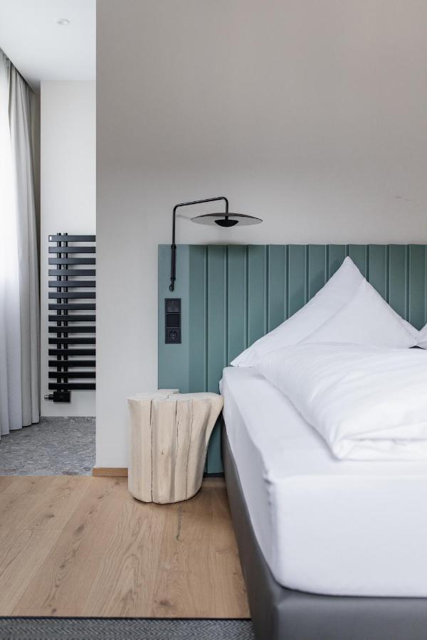 Stadthotel Goldenes Schiff บาดอิสชิล ภายนอก รูปภาพ